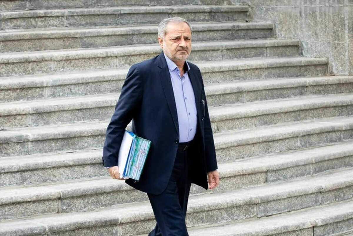 نتیجه تصمیم‌های گذشته، بیکاری گسترده جوانان تحصیل‌کرده است