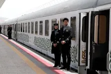 راه‌آهن لوکس از بندرعباس تا مشهد/ قطار پنج‌ستاره به حرکت درآمد