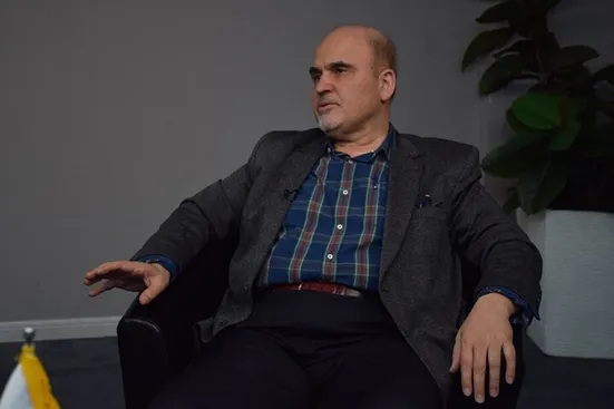امروز تندروها مثل بید از مواضع اصولی ظریف بر خود می&zwnj;لرزند