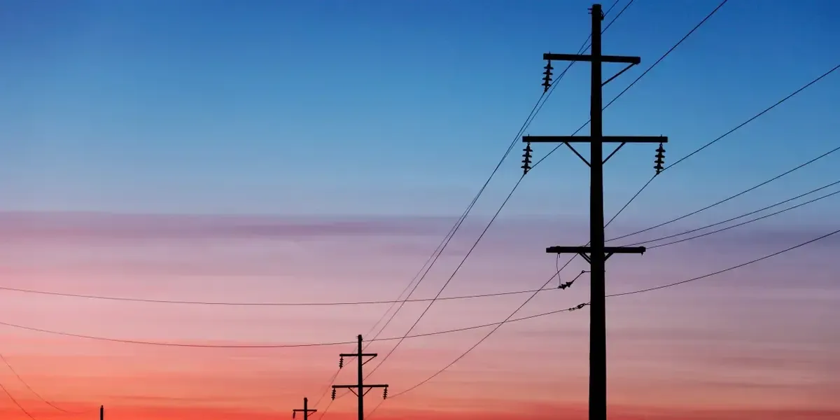 شبکه برق کشور پایدار و خدمت‌رسانی به همه مشترکان بی‌وقفه در جریان است