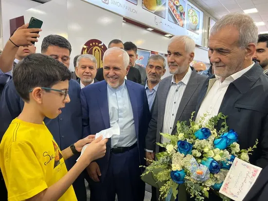 پزشکیان: رأی بدهید تا نگاه ظریف و ظریف&zwnj;ها حاکم شود