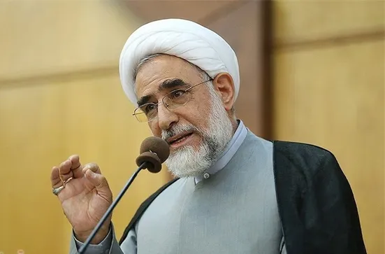 تقسیمات تفرقه&zwnj;افکن را کنار بگذاریم / وحدت ملی به معنای یکسان&zwnj;سازی فکری نیست