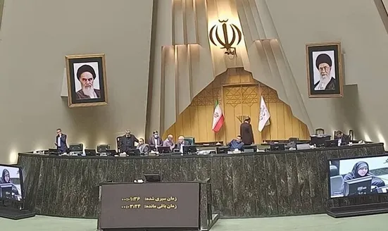 روزنامه اصولگرا: آن ۲۰۹ نماینده با طومار قانون عفاف و حجاب، با نظام امنیتی کشور، تقابل سیاسی کرده&zwnj;اند