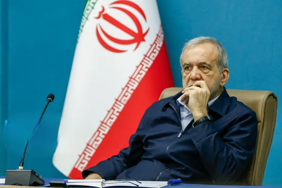 تهدید به بازگرداندن یک ملت به عصر حجر، آیا معنایی جز جنایت گسترده جنگی دارد؟