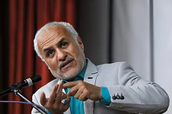 آمریکا باید همه سایت&zwnj;های پورن را ببندد و مسلمان شود تا با او مذاکره کنیم! + فیلم