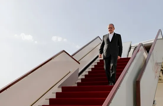 پزشکیان وارد ارمنستان شد