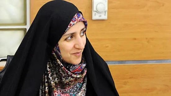 حمله کیهان به معاون امور زنان دولت پزشکیان: زهرا بهروز آذر گفته &laquo;در طرح نور نوری مشاهده نشده&raquo;؛ بله از کسانی که فاقد بصیرت هستند نباید انتظار دیدن داشت