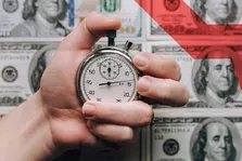 سیاستگذار اگر اراده داشته باشد، ابزار‌های کافی برای کنترل قیمت‌ها و ارزش پول ملی را دارد