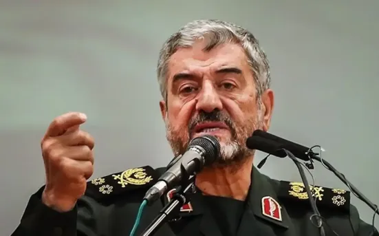 هنوز برگ&zwnj;ها را رو نکرده&zwnj;ایم؛ می&zwnj;توانیم ناو هم بزنیم