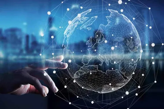 وزیر را برای باز کردن مسیر&zwnj;های ارتباطی نباید بازخواست کرد