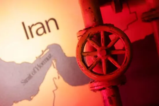 افزایش ماهانه ۵۷ دلاری قیمت نفت ایران/بازنگری اوپک در پیش&zwnj;بینی تقاضای جهانی برای نفت به دلیل جنگ