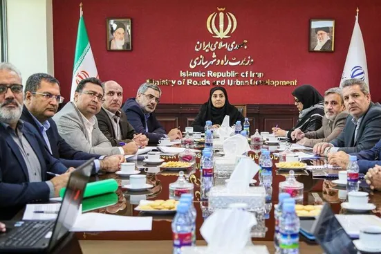 وزیر راه: تامین مسکن محرومین در اولویت کار ماست/ وعده&zwnj;های دور از واقعیت دادن، نظام تصمیم گیری اجرایی را تحت تاثیر قرار می&zwnj;دهد