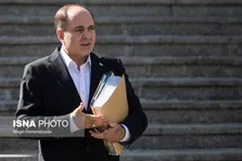 راهکار اساسی عبور از بحران آب، توسعه گلخانه‌ها است