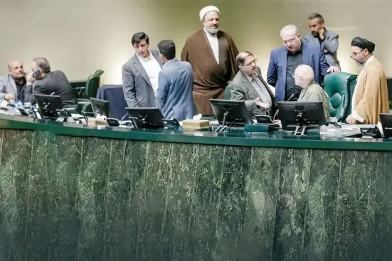 تندروها نمی&zwnj;توانند آرام بگیرند و از هیچ اقدامی جهت تحریک مردم فروگذار نمی&zwnj;کنند