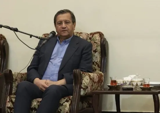 همتی: خودروسازی کشور ۴۰ سال در تصدی دولت بوده و آشکار است که دولت توان اداره&zwnj;اش را ندارد