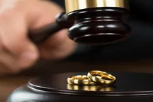 نمایندگان نمی‌توانند پیشنهادی ارائه دهند که زنان را متضرر کند