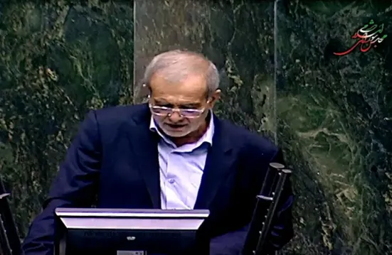 رئیس&zwnj;جمهور: نباید مانند حیوان درنده به جان مردم بیفتیم؛ نارضایتی مردم یعنی جنگ با خدا