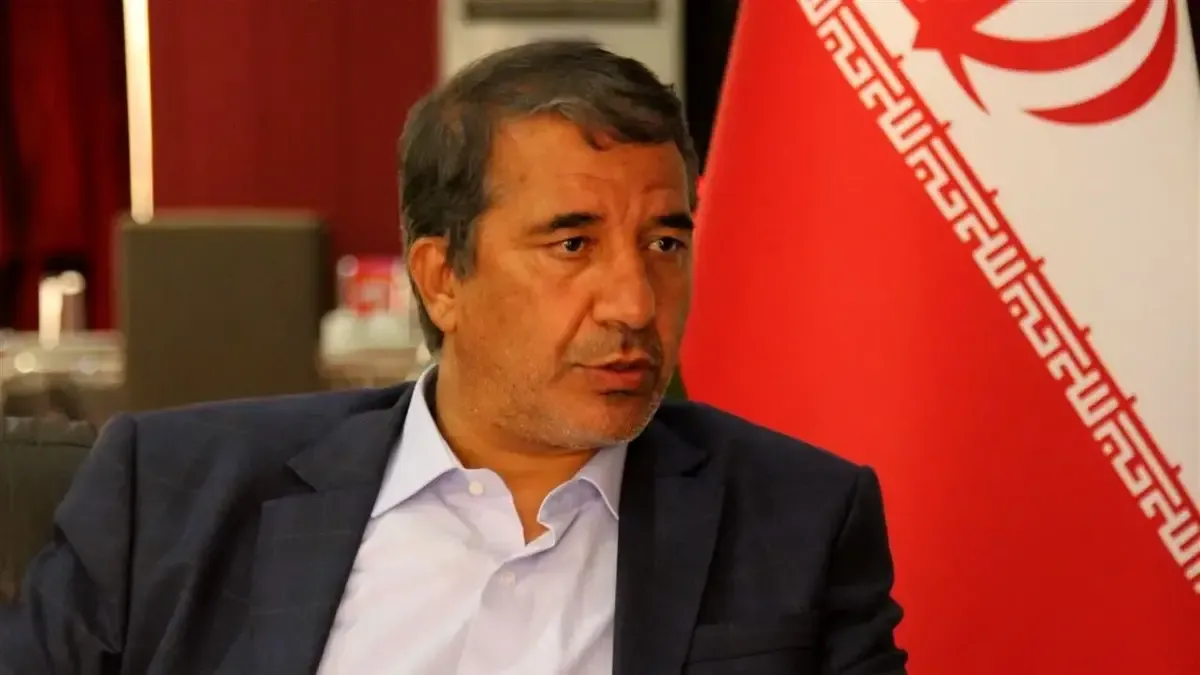 چرا پول‌های مردم باید به عده‌ای رانت‌خوار داده شود / تک نرخی کردن ارز صادرات و واردات کشور را فعال می‌کند