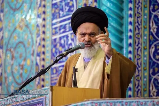 از نیروی انتظامی در مبارزه با بی&zwnj;حجابی حمایت می&zwnj;کنیم