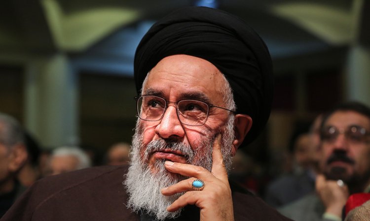 محقق داماد: موافق اسلامی شدن علوم انسانی نیستم / هم‌لباس‌های من در حکومت اشتباهات زیادی را مرتکب شده اند