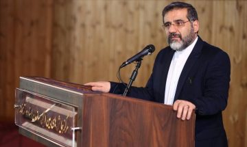 وزیر ارشاد: اگر اسلام و فرهنگ اسلامی نبود، خبری از فردوسی و نظامی هم نبود