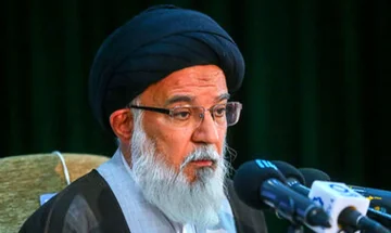 میرباقری روحانی حامی جلیلی: انسان امروز اگر غفلت کند جلوه‌های تمدن غربی که بخشی از آن فضای مجازی است او را می‌برد