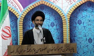 امام جمعه کاشان: آرزوی اخراج افغان‌ها را به گور خواهید برد!