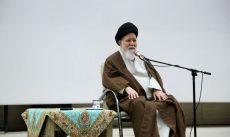 علم‌الهدی: مهاجران فرصت‌ها و امکاناتی را برای ما فراهم می‌کنند که باید از آن استفاده کنیم