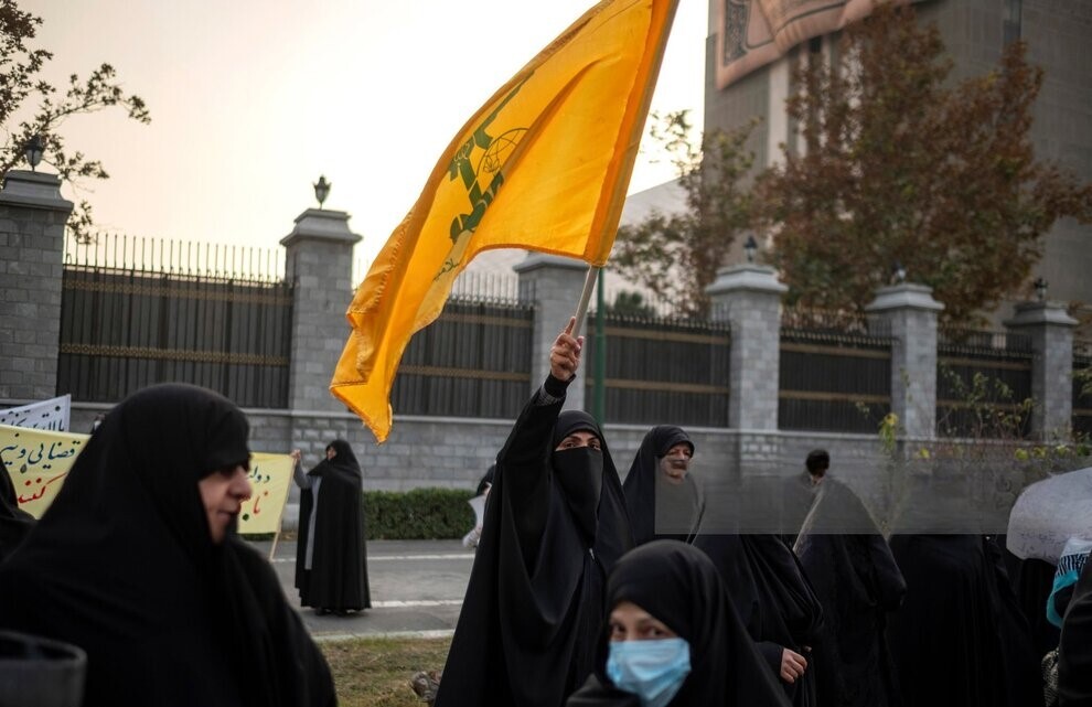 بروید خانه، سرما می‌خورید!